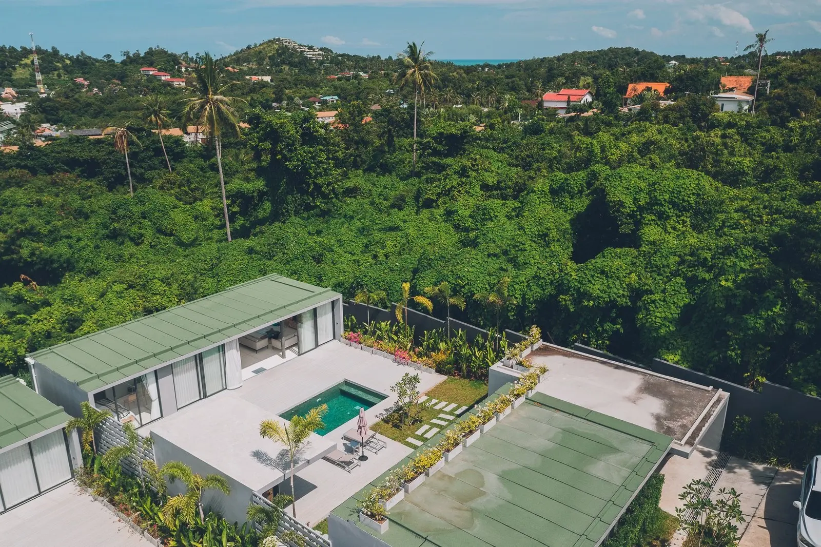 "Elegant 18-Bedroom Villa Retreat with Stunning Sea Views in Koh Samui" 'Freehold"