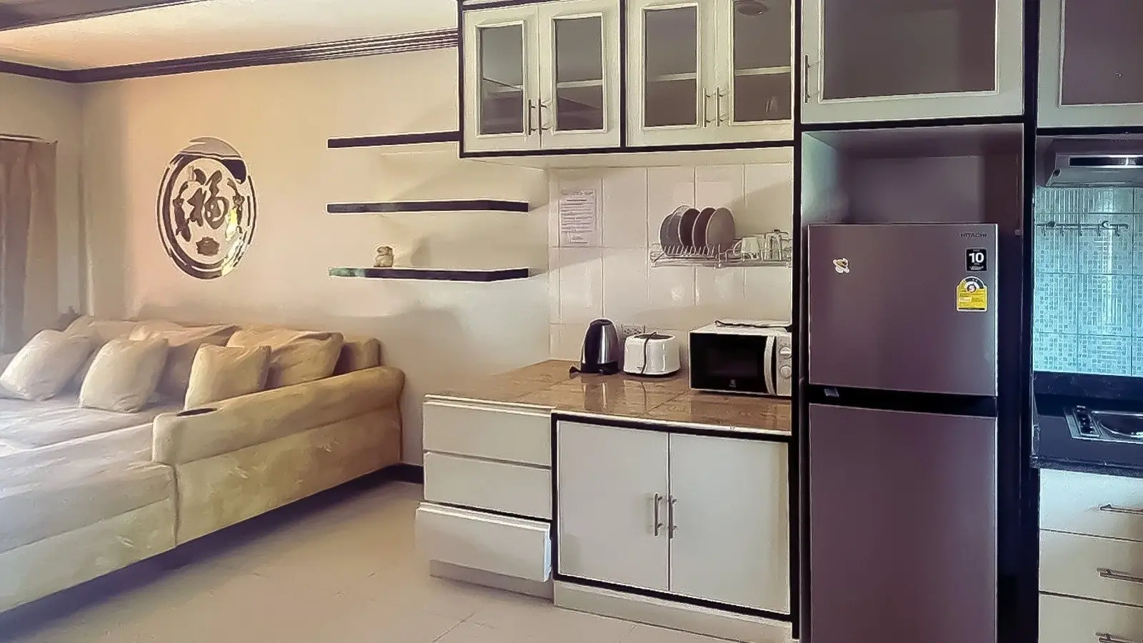 Charming 1-Bedroom Condominium FOREIGNER QUOTA in Chaweng, Koh Samui " Freehold"