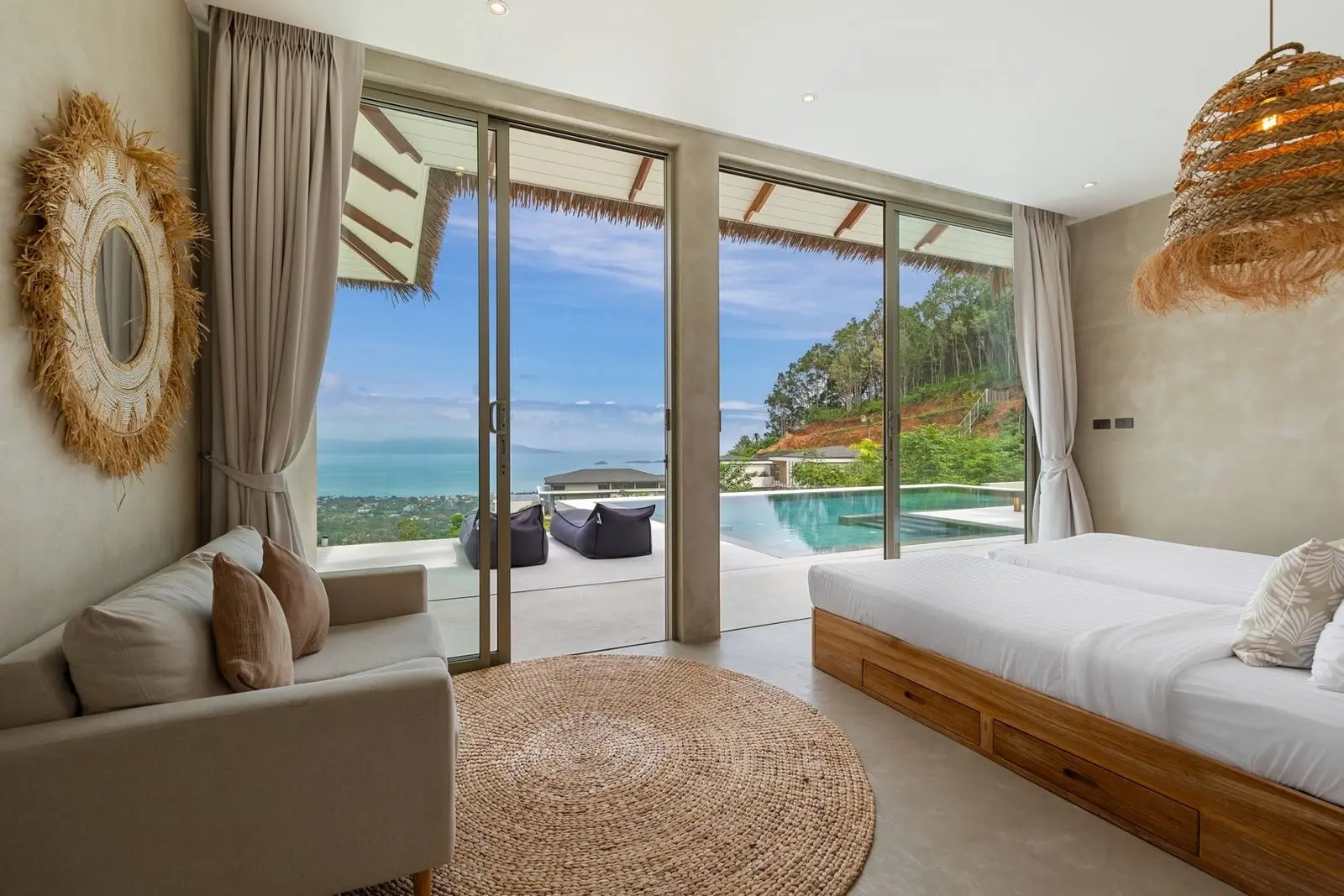 4 Bedrooms Hillside Villa in Bophut Koh Samui " Free hold"