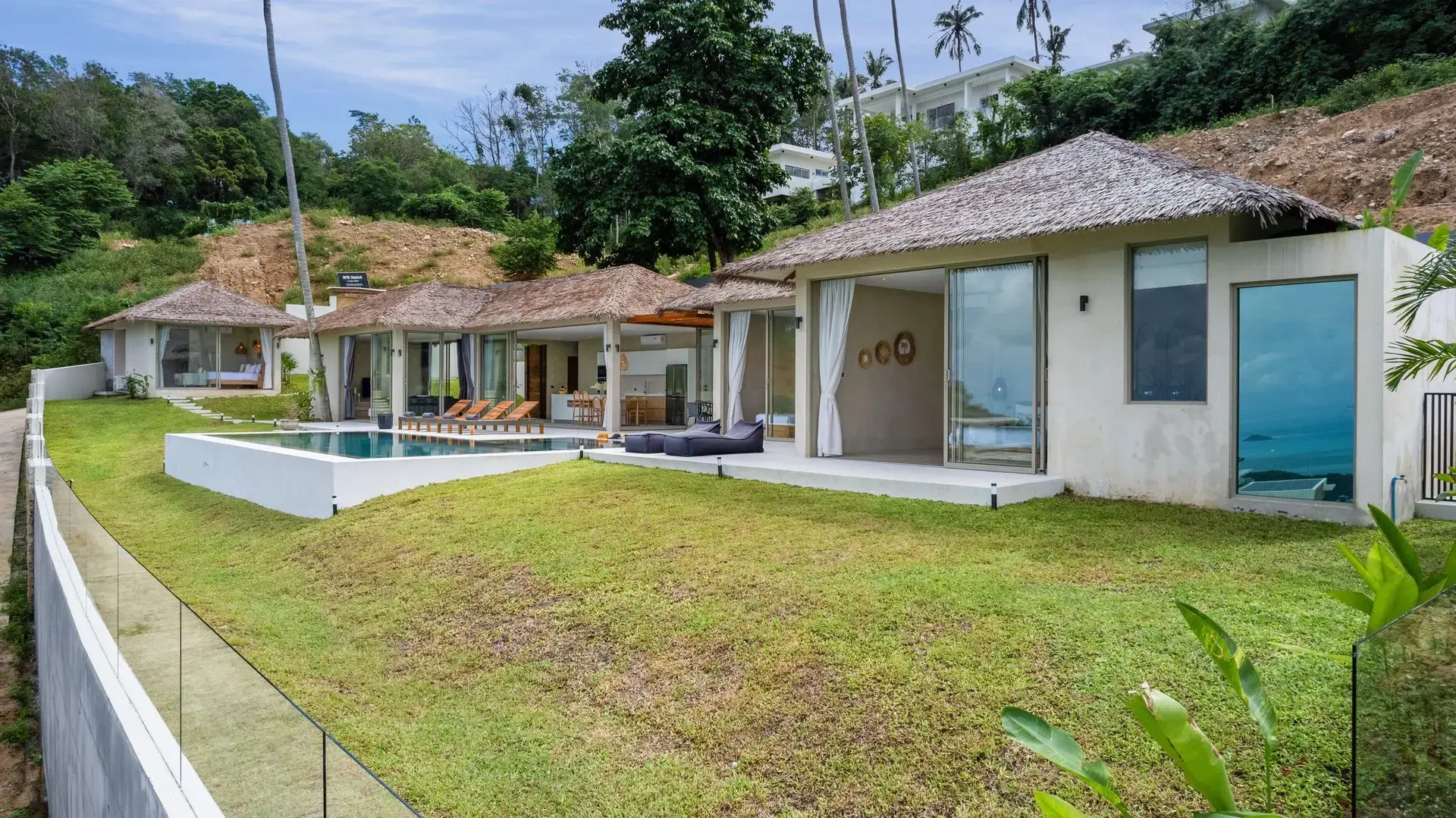 Villa en colline de 4 chambres à Bophut Koh Samui "Propriété à titre libre"