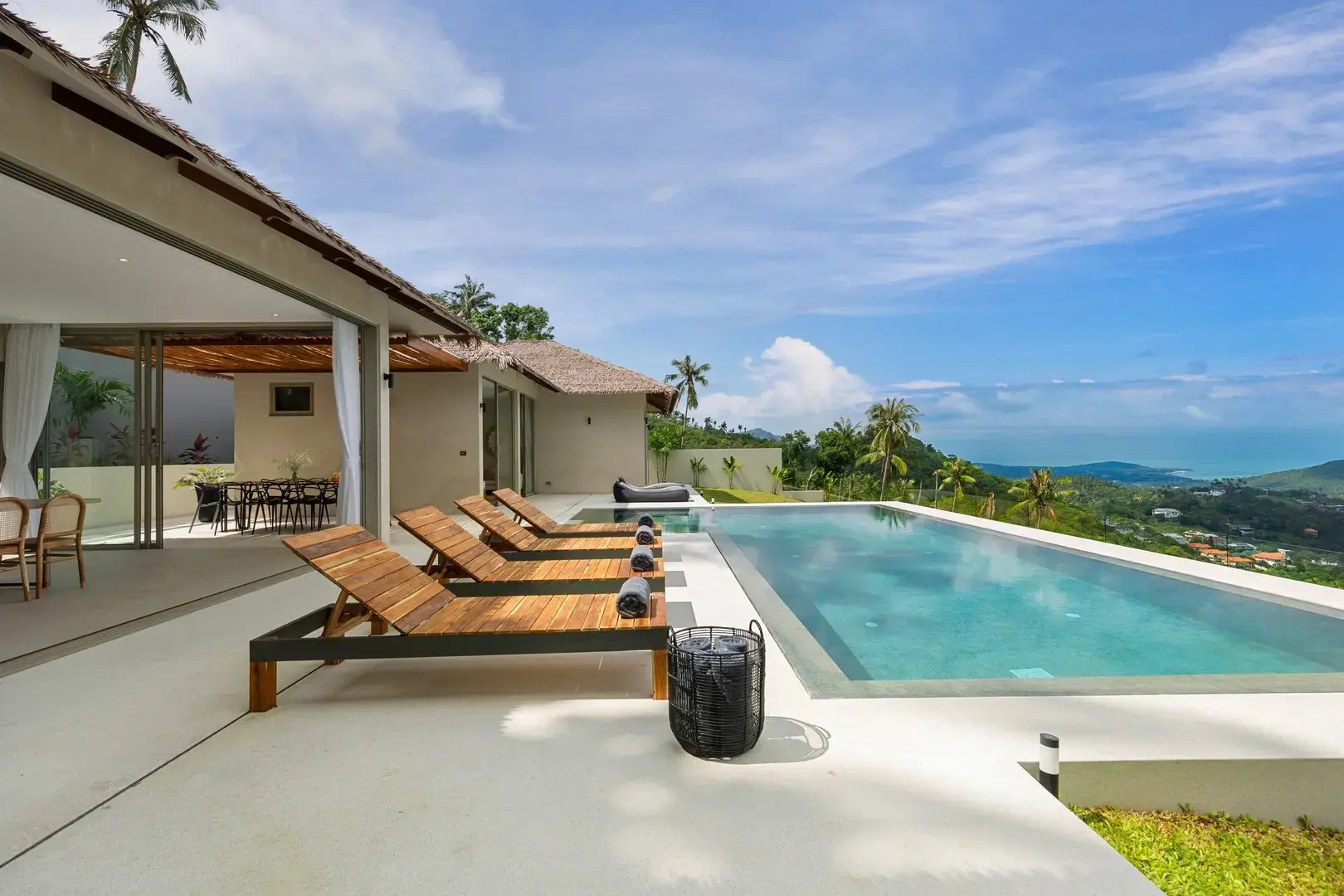 Villa en colline de 4 chambres à Bophut Koh Samui "Propriété à titre libre"