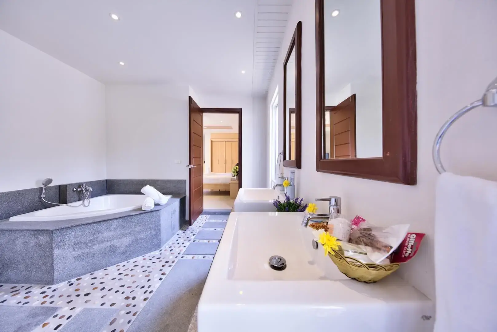 2 Bedrooms Villa in Lipanoi Koh Samui " Free hold"