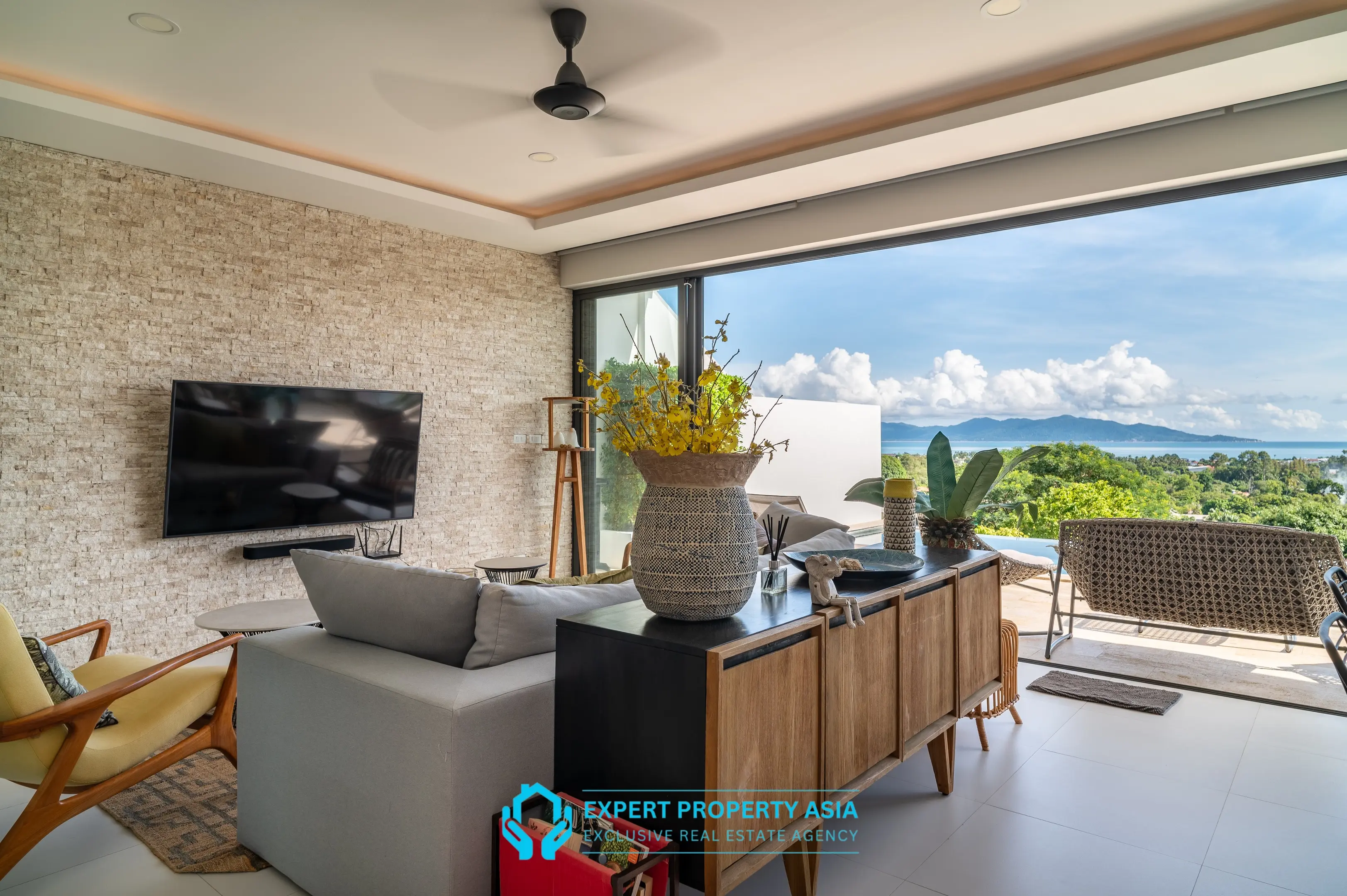 "Panoramic Sea View Villa with Solar Power & Strong Rental Income – Bophut Hills"