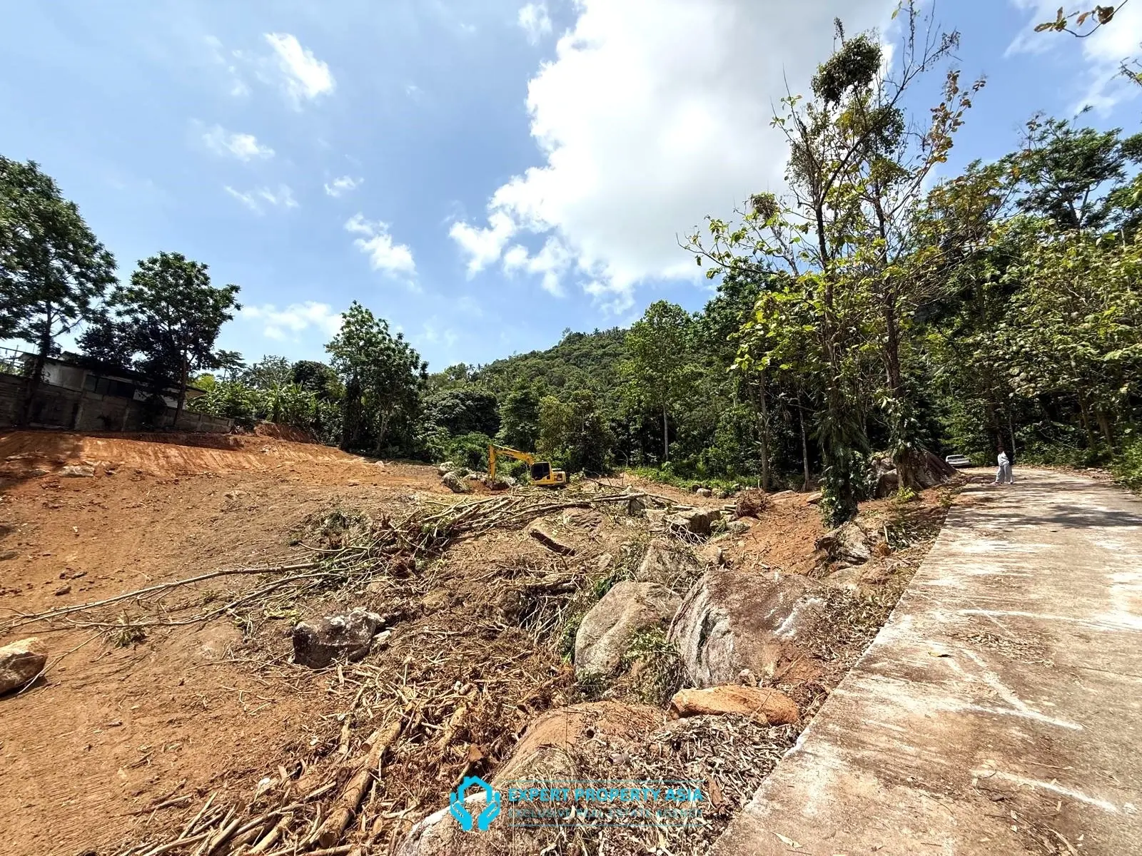 "Prime Land for Sale in Lamai – Perfect for Development, Close to Beach & Amenities"