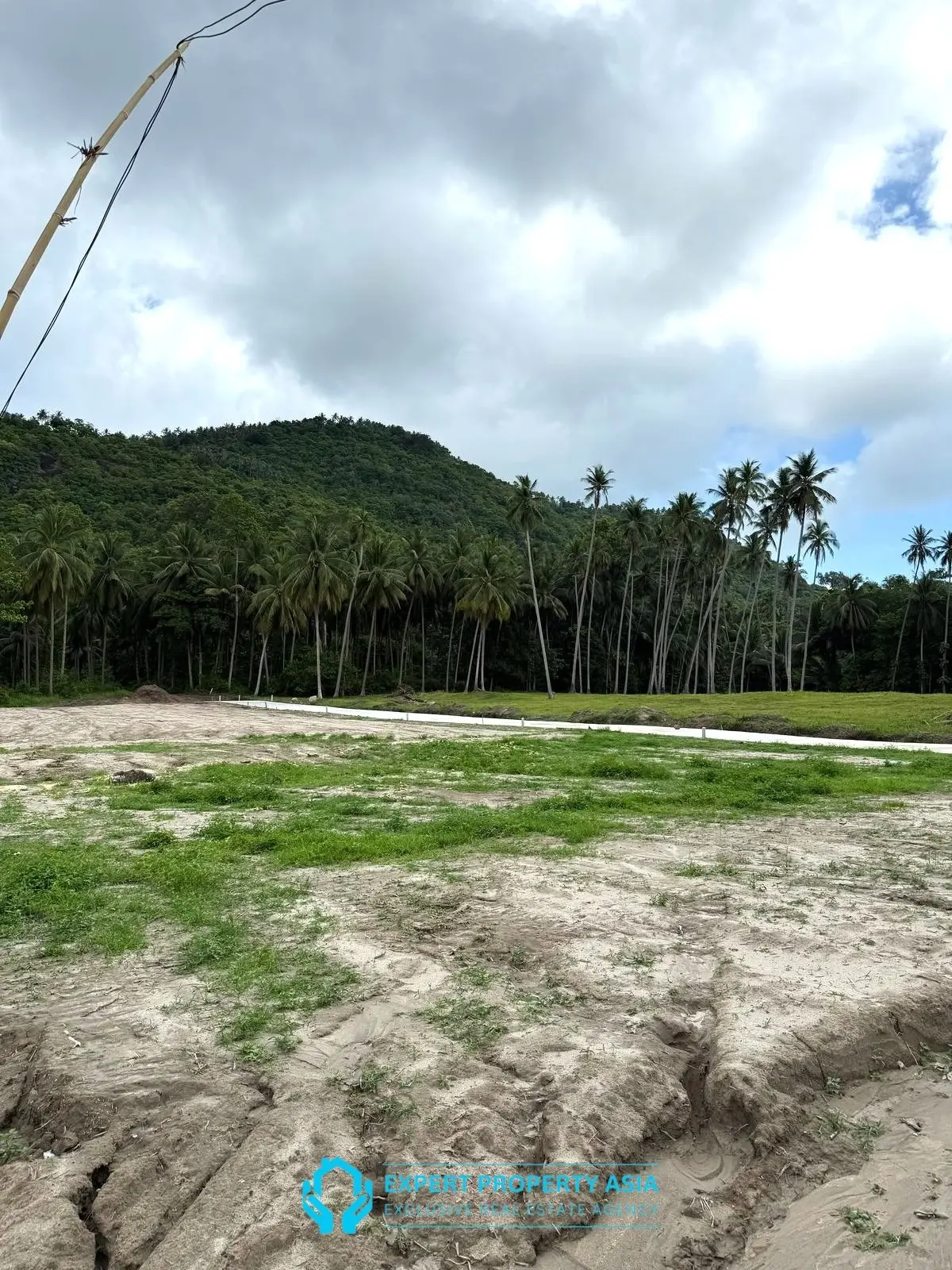 "Exceptional Land Investment in Taling Ngam – Ideal for Villas, Close to Key Amenities"