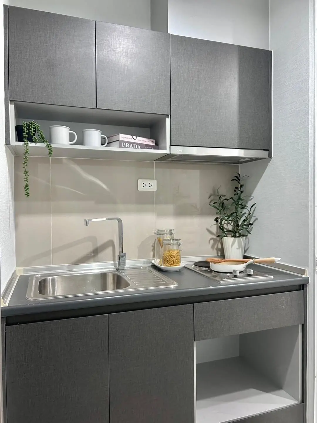 Great Investment Opportunity – High-Floor Condo Near ABAC & Ramkhamhaeng, Only 1.99M