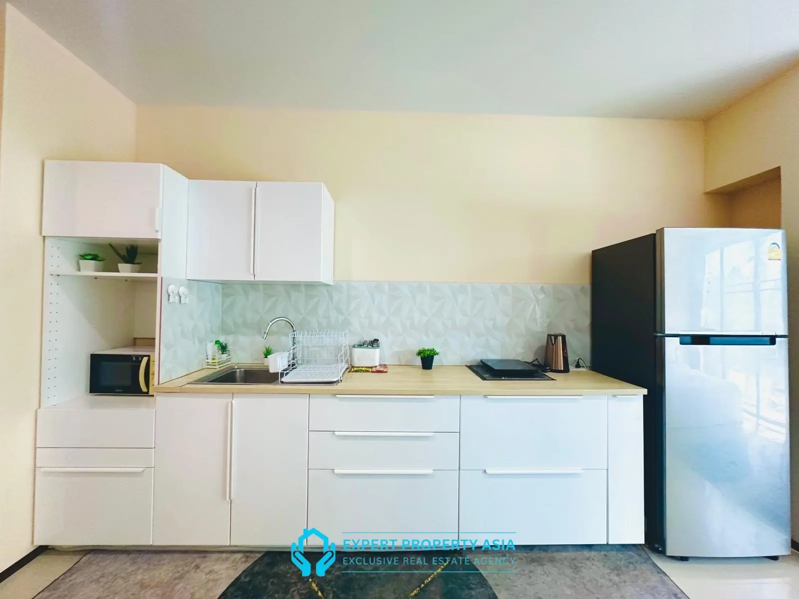 Investor Deal: 1-Bedroom Condo in Maenam with Company Ownership – 2.4M THB