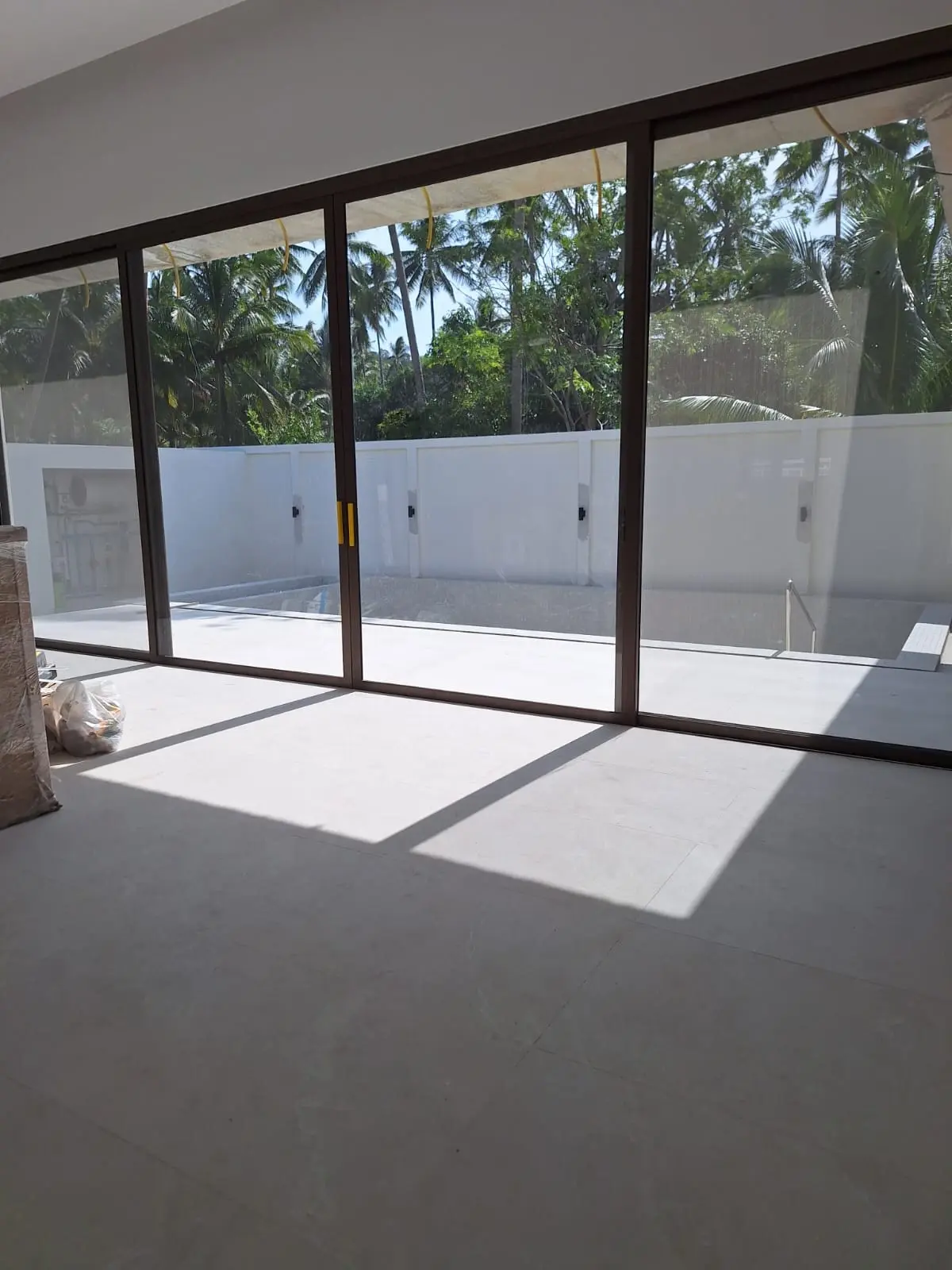 "Villa de luxe de 3 chambres avec piscine à débordement privée à Maenam, Koh Samui" "Propriété libre"