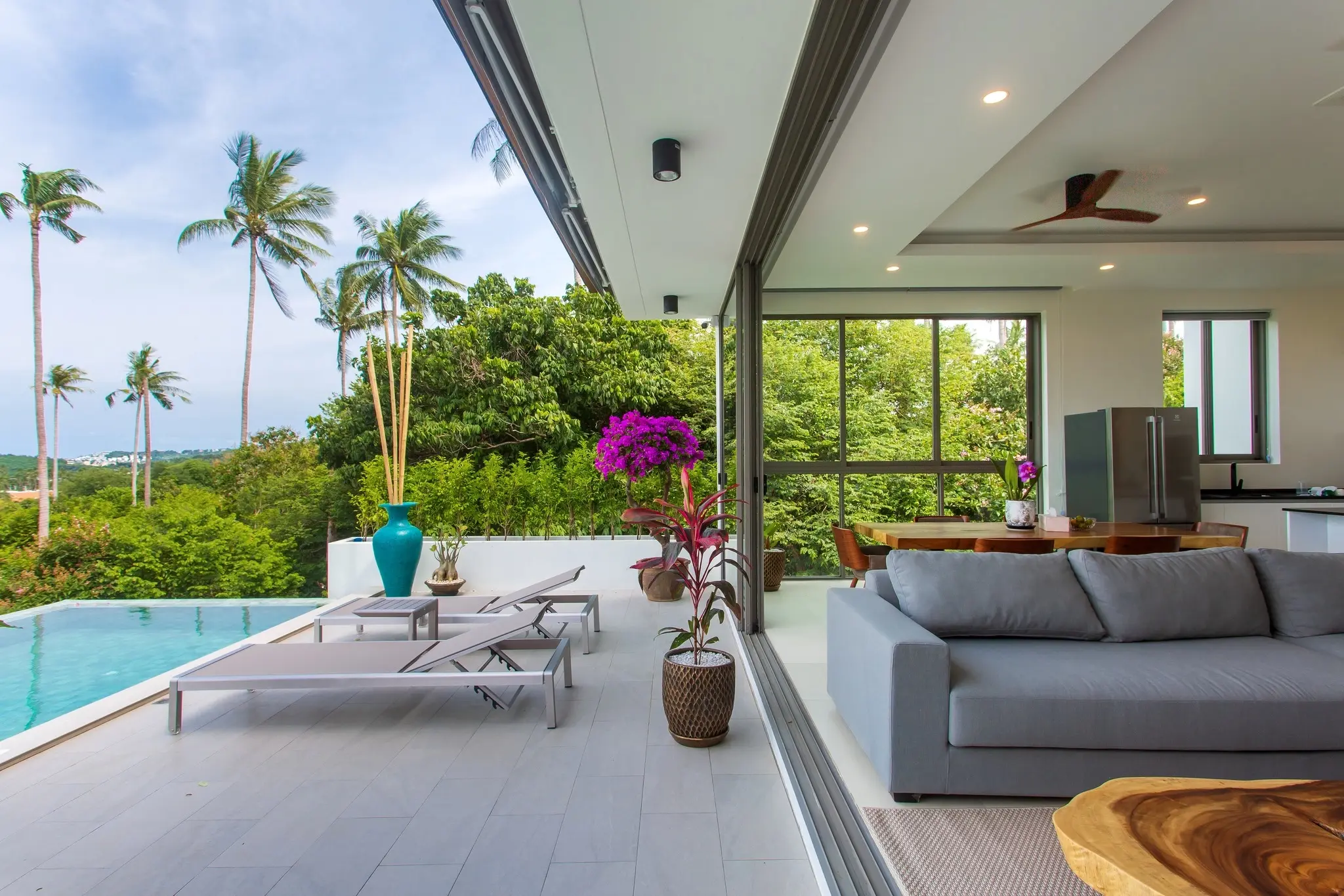 Villa de luxe avec vue sur mer à vendre près de la plage, Koh Samui