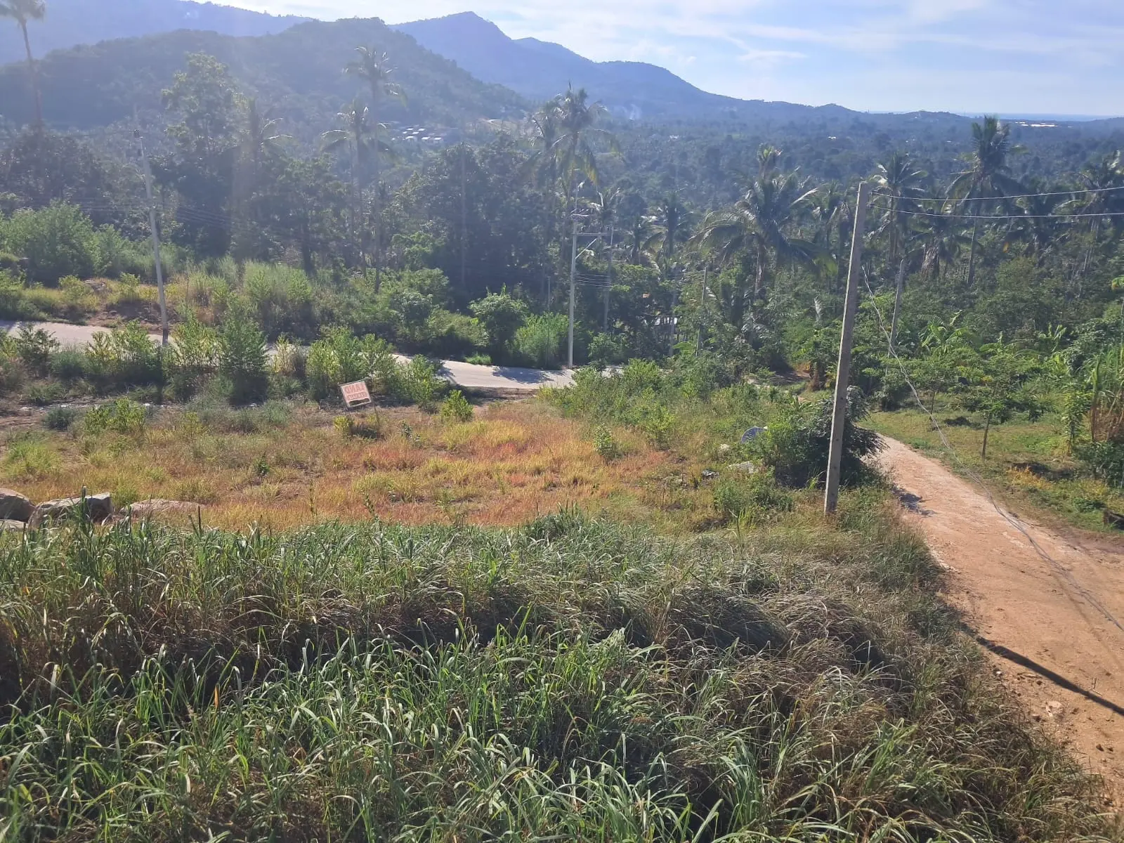 "Terrain avec vue mer imprenable à Maenam, Koh Samui - Prix imbattable !"