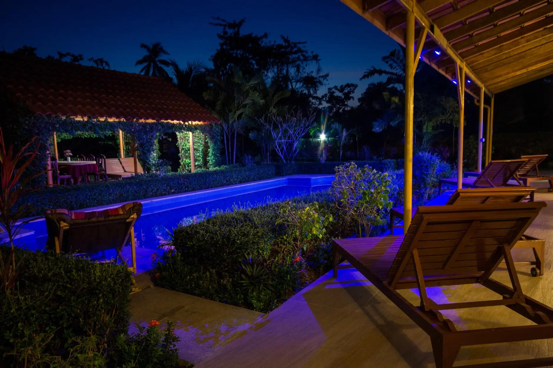 "Villa spacieuse de 5 chambres avec piscine et beau jardin à Nathon, Koh Samui"