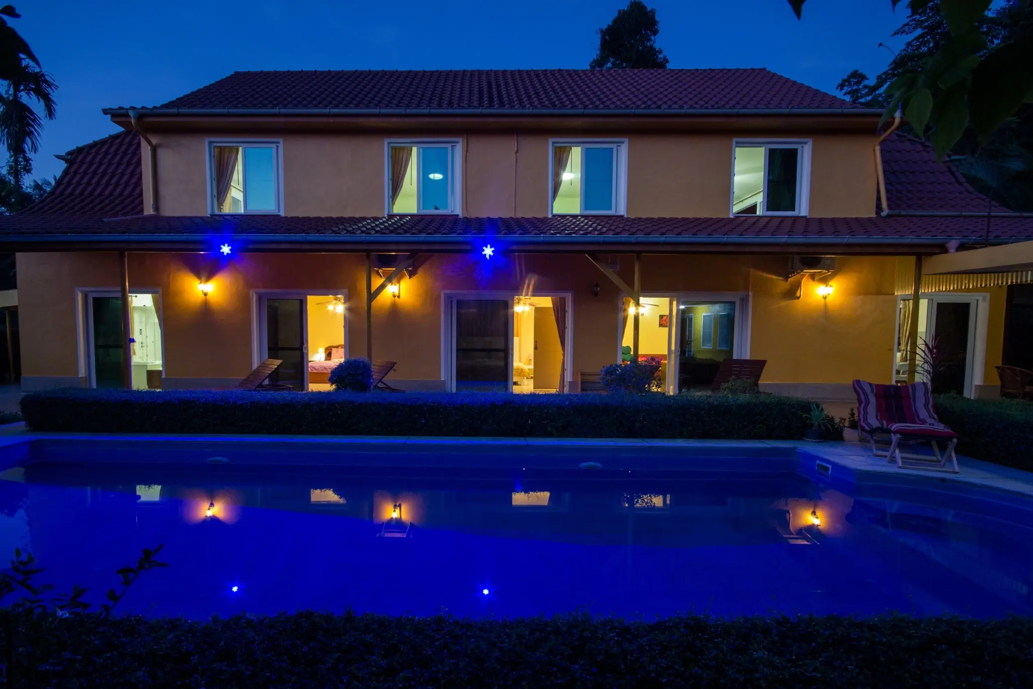 "Villa spacieuse de 5 chambres avec piscine et beau jardin à Nathon, Koh Samui"