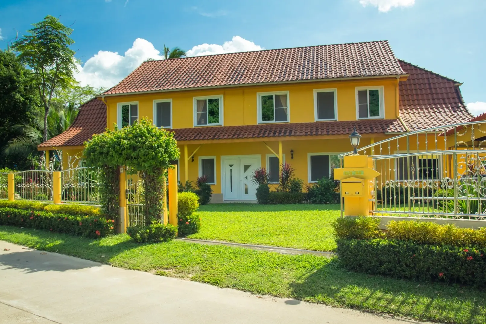 "Villa spacieuse de 5 chambres avec piscine et beau jardin à Nathon, Koh Samui"