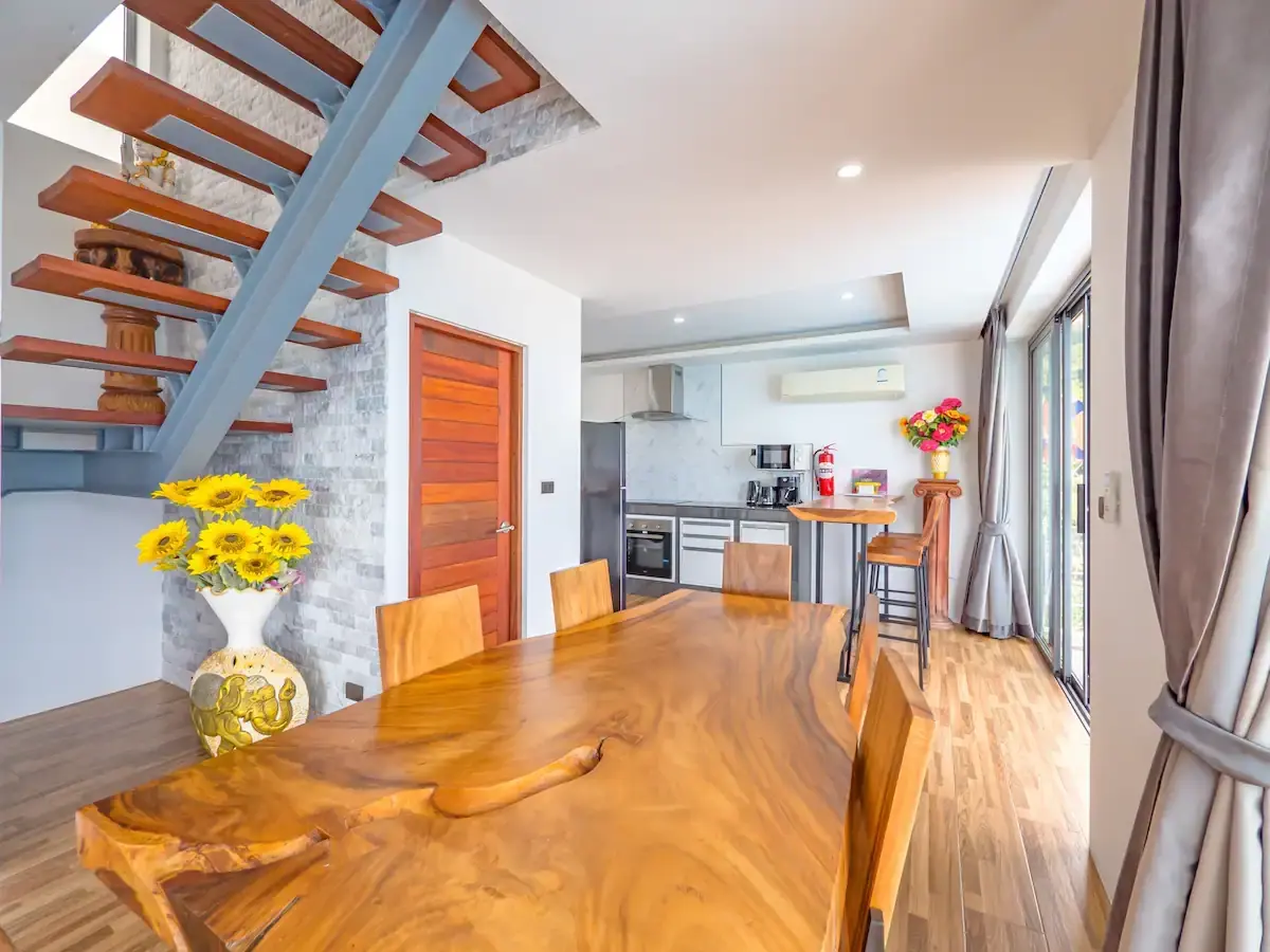 "Freehold Sea View Villas: Spacious Living in Lamai, Koh Samui"