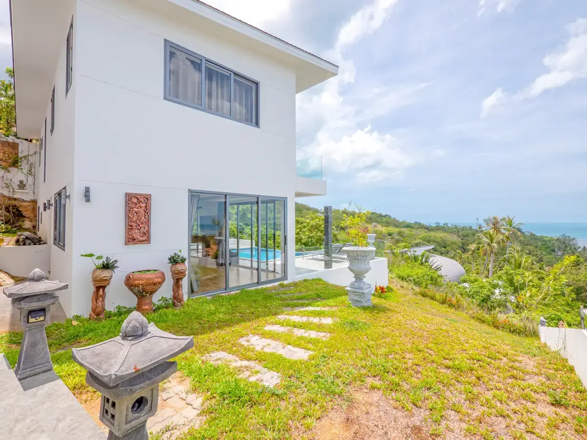 "Freehold Sea View Villas: Spacious Living in Lamai, Koh Samui"