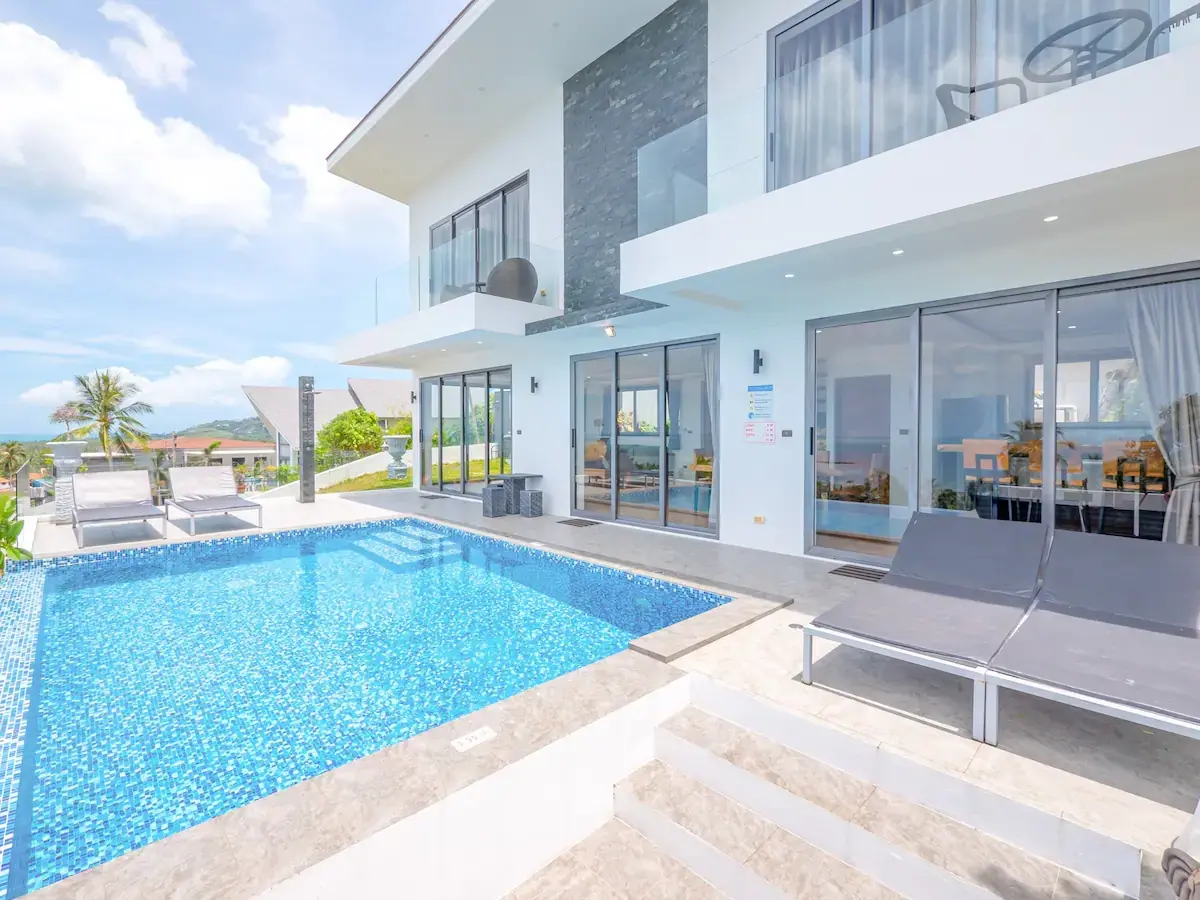 "Freehold Sea View Villas: Spacious Living in Lamai, Koh Samui"