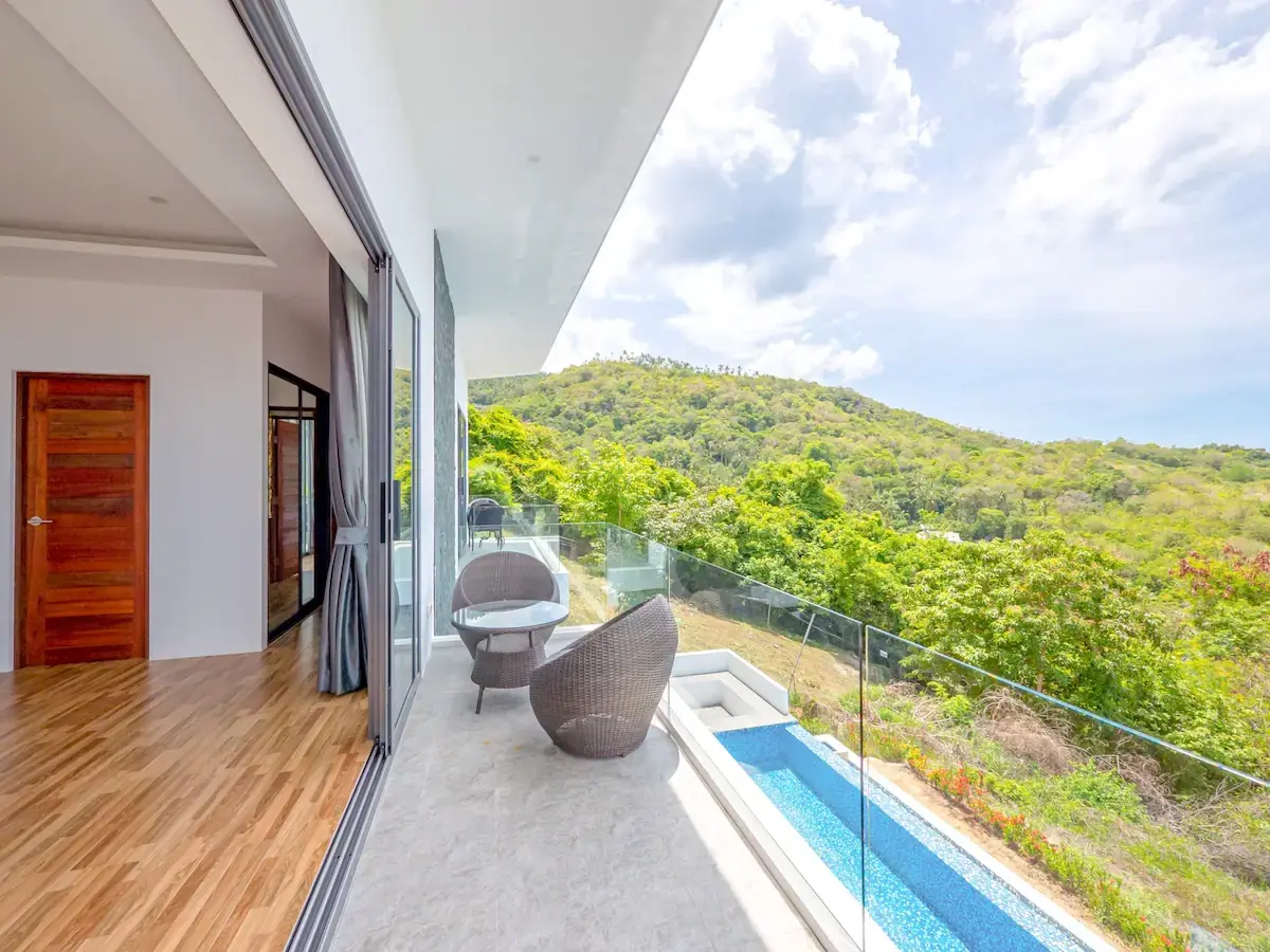 "Villas en pleine propriété avec vue sur la mer : Espaces de vie spacieux à Lamai, Koh Samui"