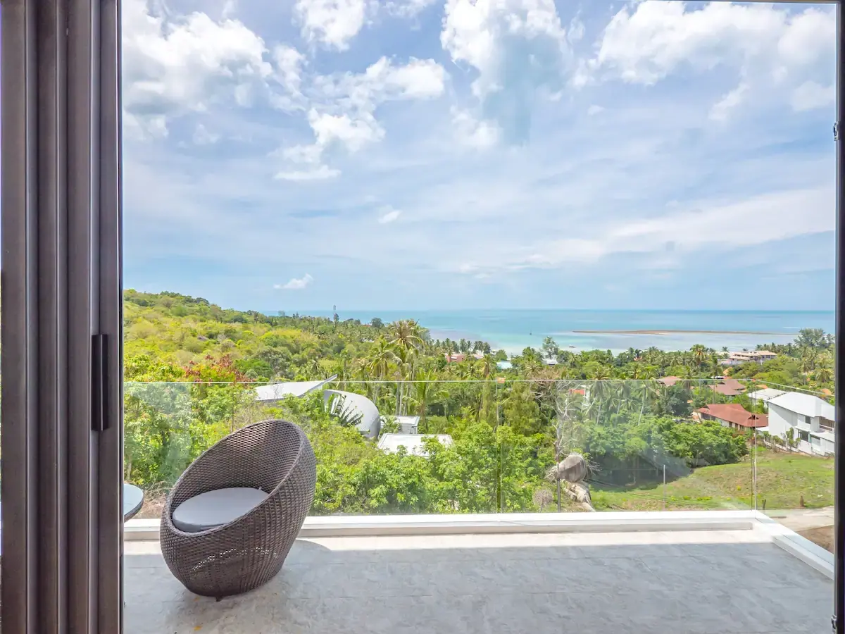 "Villas en pleine propriété avec vue sur la mer : Espaces de vie spacieux à Lamai, Koh Samui"