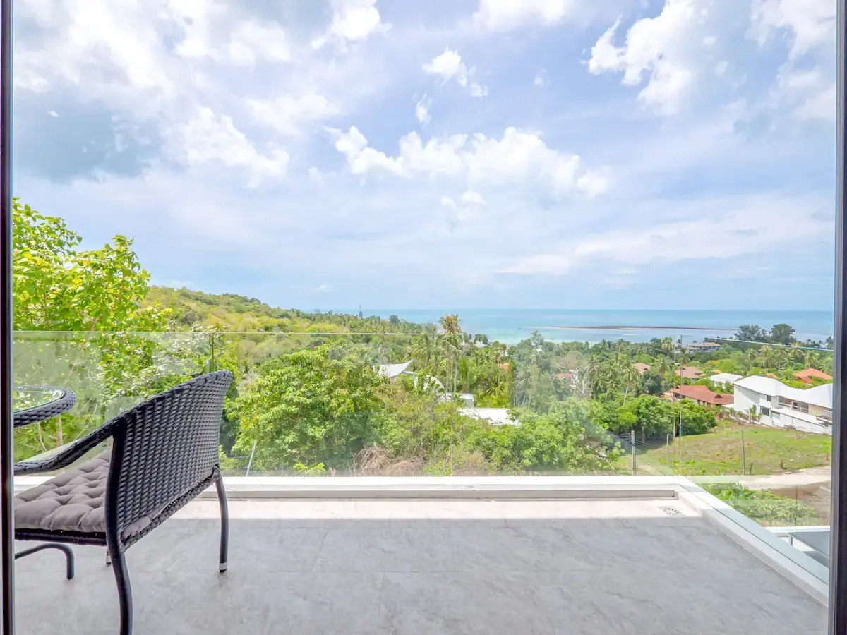 "Villas en pleine propriété avec vue sur la mer : Espaces de vie spacieux à Lamai, Koh Samui"