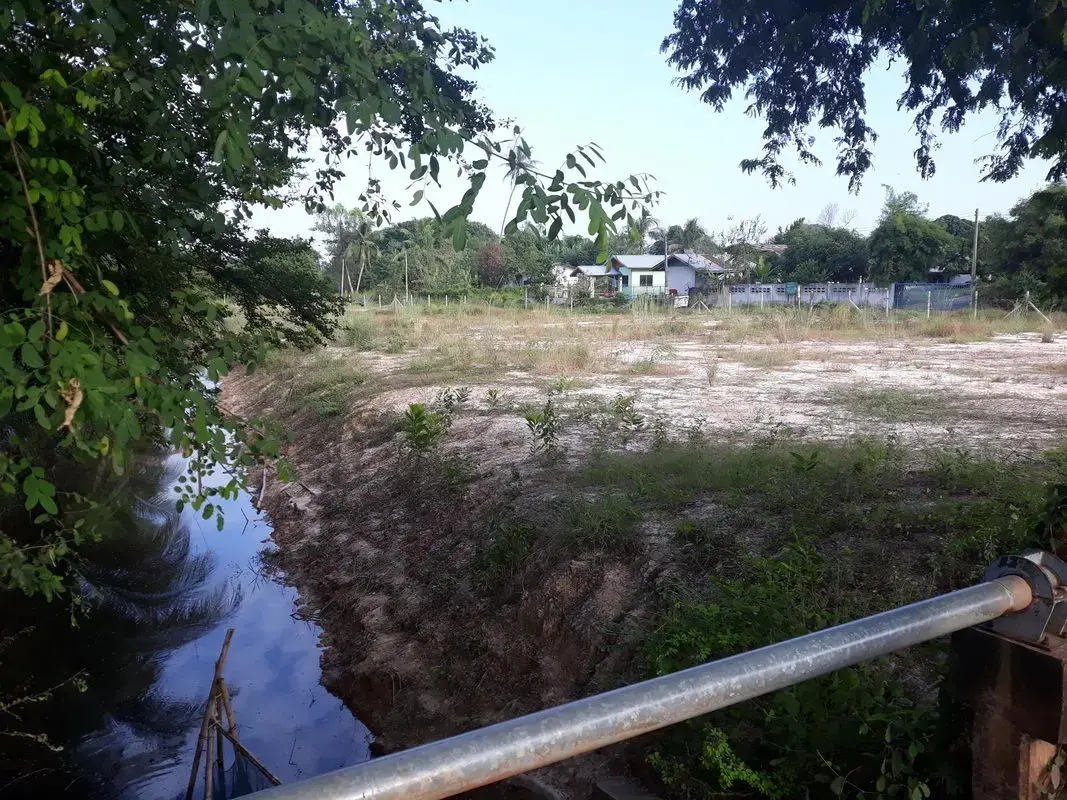 9+ Rai of Lakeside Development Land For Sale in Sam Phrao, Udon Thani, Thailand