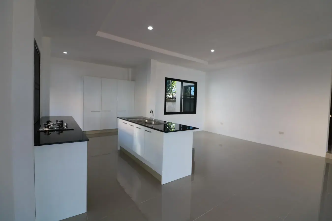 บ้านให้เช่า 4 ห้องนอน 3 ห้องน้ำ พร้อมขายในหมู่ม่อน อุดรธานี ประเทศไทย