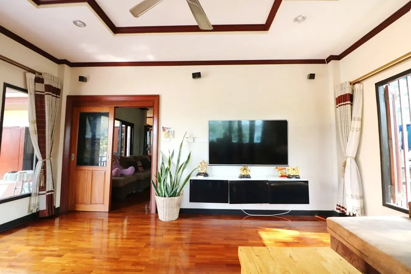 4 BRM, 5 BTH, Stylish 664 Sq. Mt. Home For Sale, Nong Khai, Thailand