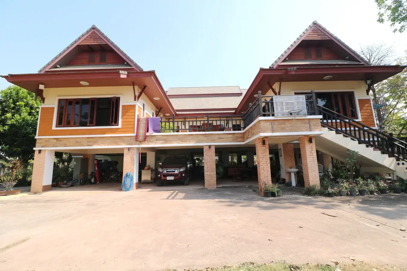 4 BRM, 5 BTH, Stylish 664 Sq. Mt. Home For Sale, Nong Khai, Thailand