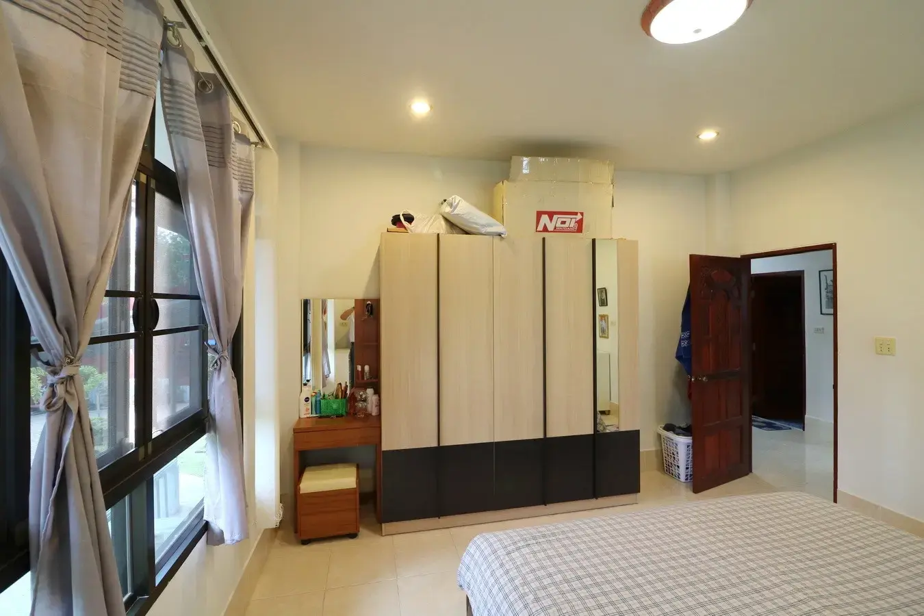 A Wonderful 3 BRM, 3 BTH Home For Sale with Pool in Sawang Daen Din, Sakon Nakhon Province, Thailand