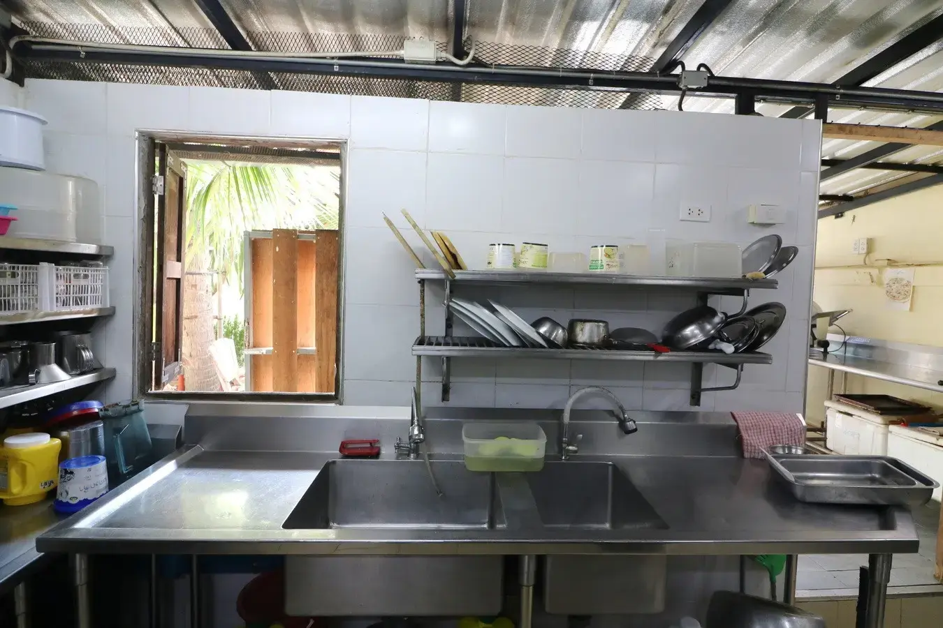 The 'Brickhouse Restaurant and Bar' Plus New And Extended Leases Is For Sale In Udon Thani, Thailand