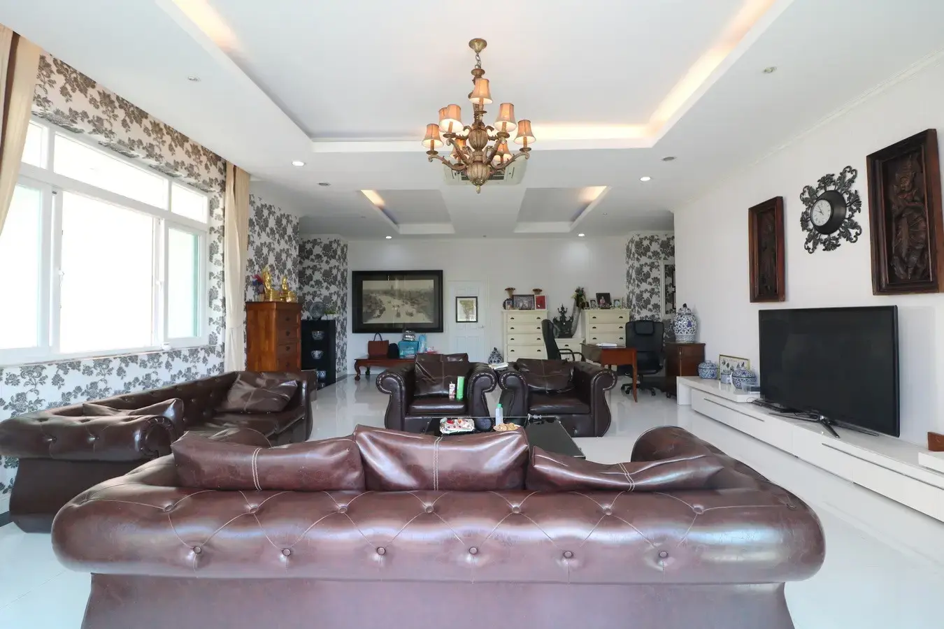 บ้านหรู 5 ห้องนอน 5 ห้องน้ำ ขายในอำเภอหนองบัว จังหวัดอุดรธานี ประเทศไทย