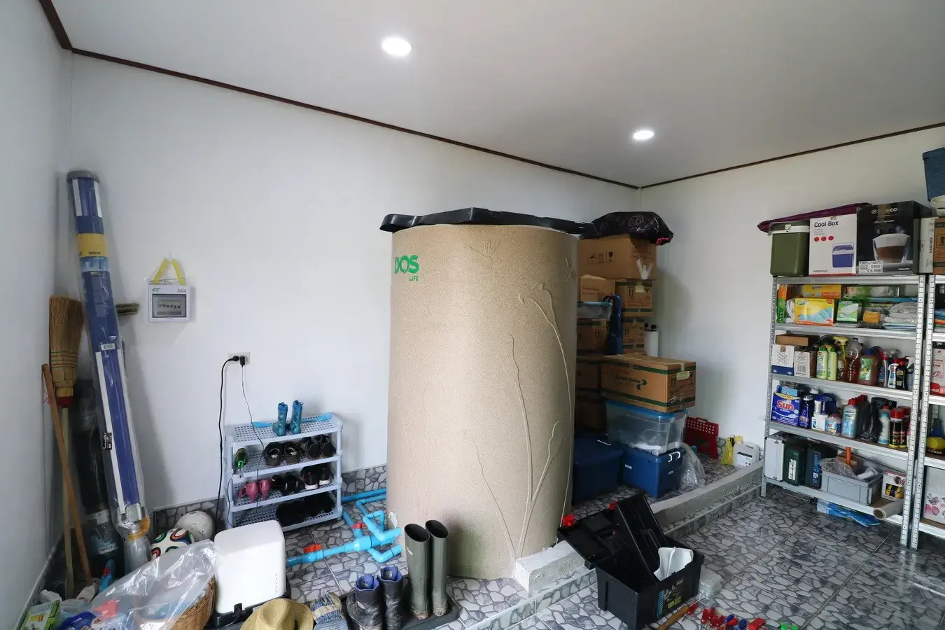 สำหรับขาย: บ้าน 2 ชั้น 3 ห้องนอน 3 ห้องน้ำ พร้อมที่ดิน 16+ ไร่ ในอำเภอหนองหาน