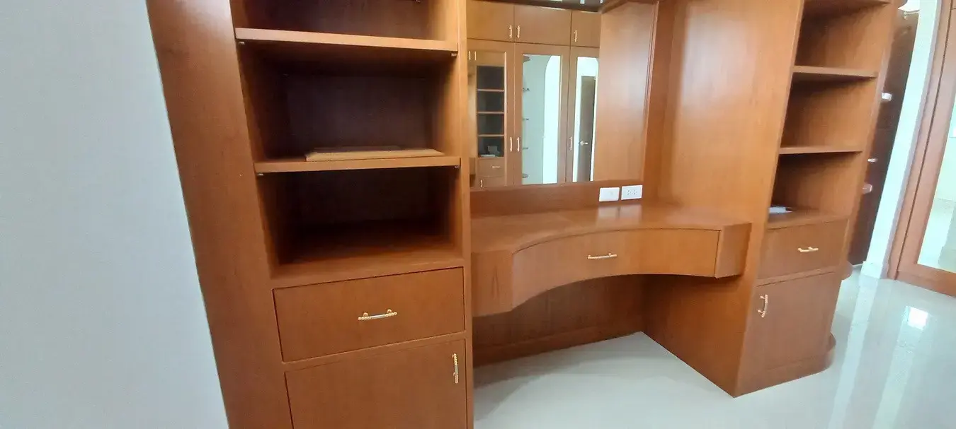 ขายบ้าน2ชั้น 3ห้องนอน 3ห้องน้ำ ที่ดินขนาดใหญ่ อุดรธานี ประเทศไทย