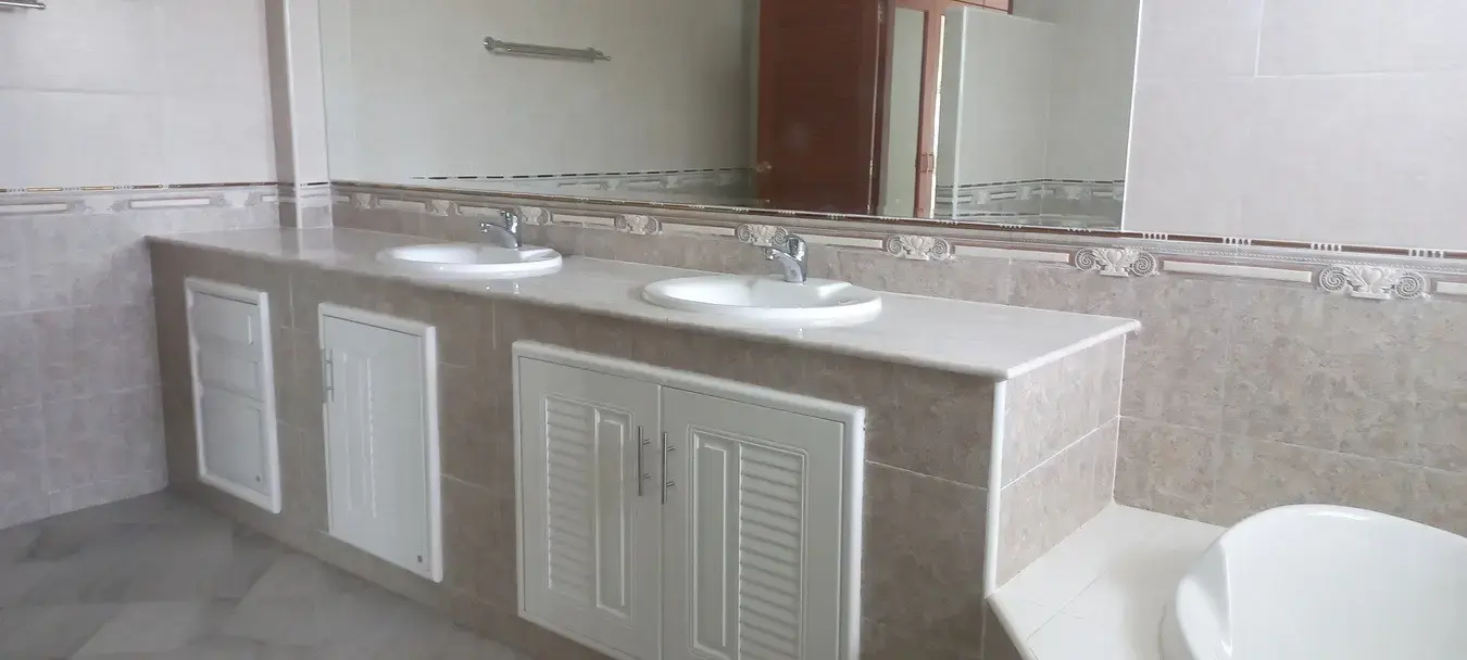 ขายบ้าน2ชั้น 3ห้องนอน 3ห้องน้ำ ที่ดินขนาดใหญ่ อุดรธานี ประเทศไทย