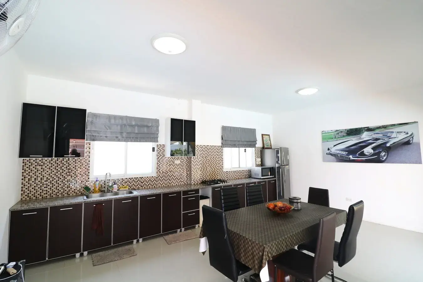 ขายบ้าน 4ห้องนอน 5ห้องน้ำ โดดเด่นพร้อมสิ่งอำนวยความสะดวกครบ