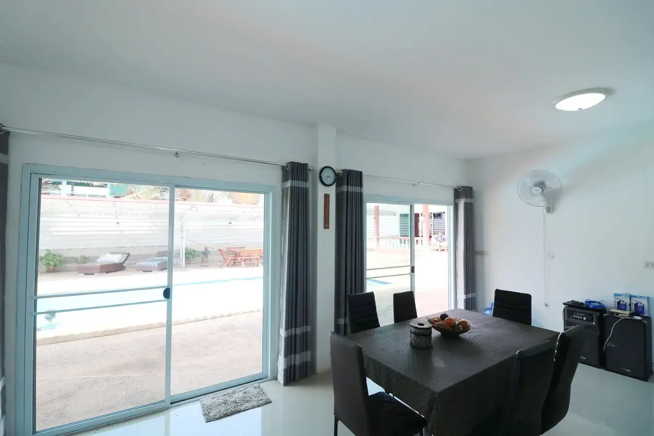 ขายบ้าน 4ห้องนอน 5ห้องน้ำ โดดเด่นพร้อมสิ่งอำนวยความสะดวกครบ