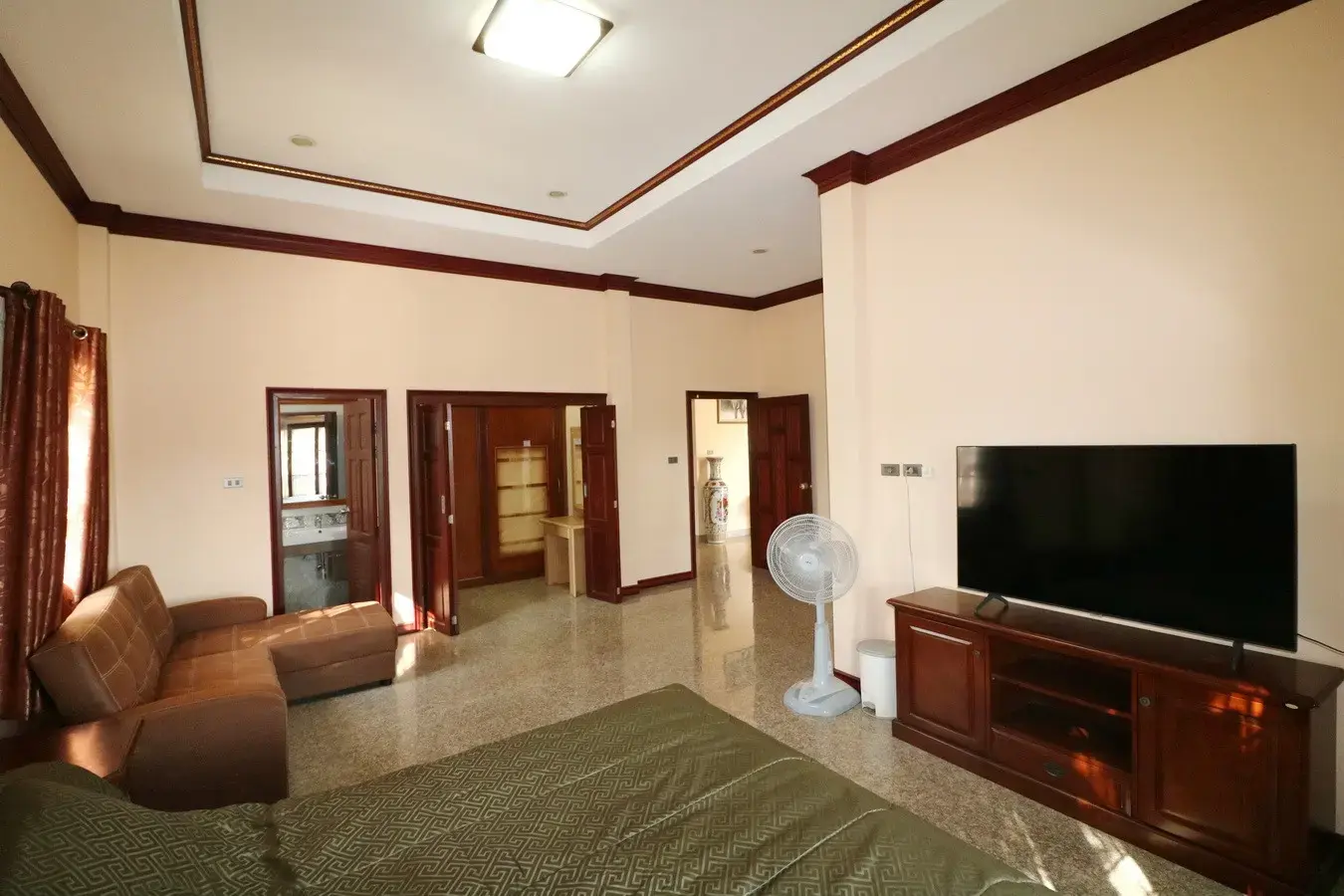 ขายบ้านสุดอลังการ 4ห้องนอน 3ห้องน้ำ บนพื้นที่ 1ไร่ 2งาน 31.8ตารางวา อุดรธานี