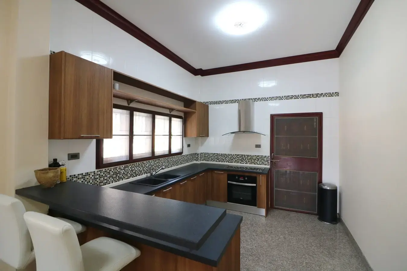 ขายบ้านสุดอลังการ 4ห้องนอน 3ห้องน้ำ บนพื้นที่ 1ไร่ 2งาน 31.8ตารางวา อุดรธานี