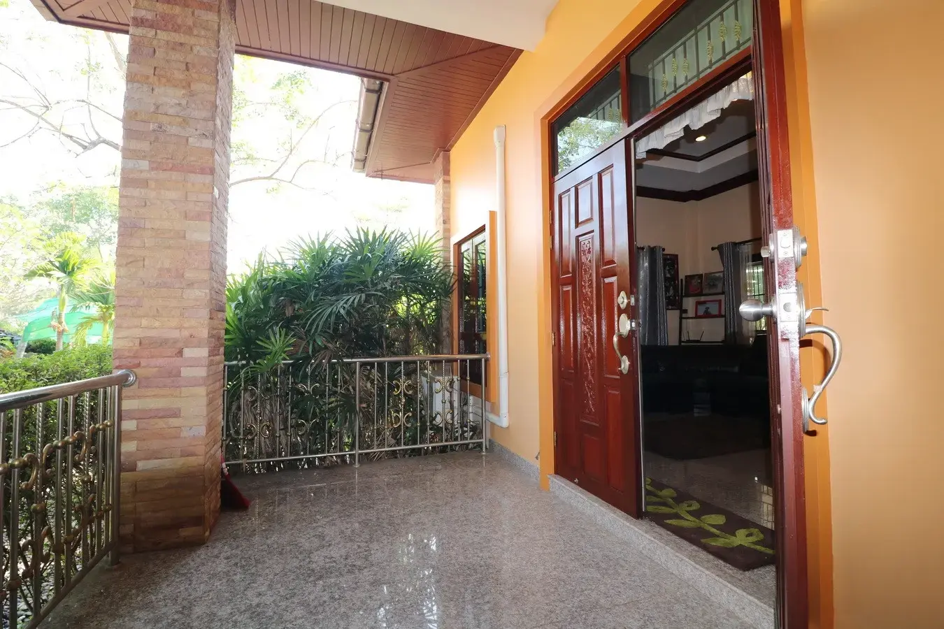 ขายบ้านสุดอลังการ 4ห้องนอน 3ห้องน้ำ บนพื้นที่ 1ไร่ 2งาน 31.8ตารางวา อุดรธานี