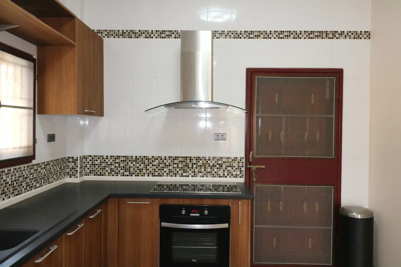 ขายบ้านสุดอลังการ 4ห้องนอน 3ห้องน้ำ บนพื้นที่ 1ไร่ 2งาน 31.8ตารางวา อุดรธานี