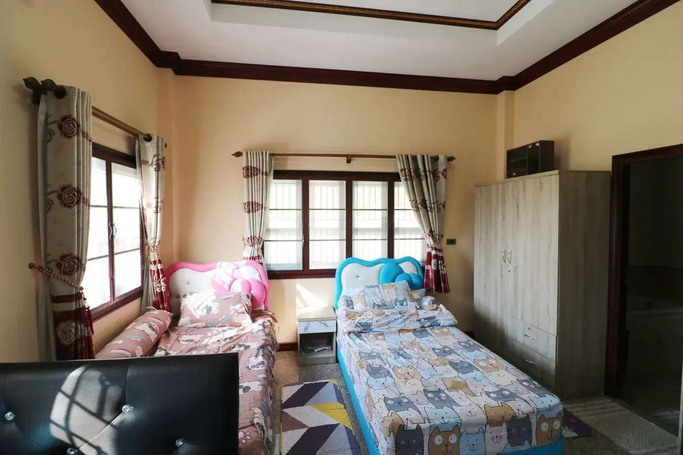 ขายบ้านสุดอลังการ 4ห้องนอน 3ห้องน้ำ บนพื้นที่ 1ไร่ 2งาน 31.8ตารางวา อุดรธานี