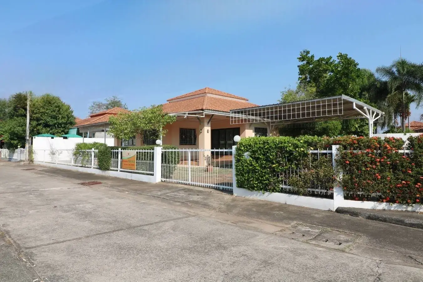 ขายบ้านเดี่ยว 3ห้องนอน 2ห้องน้ำ บนพื้นที่ 150ตารางวา บ้านแสนสราญ อุดรธานี