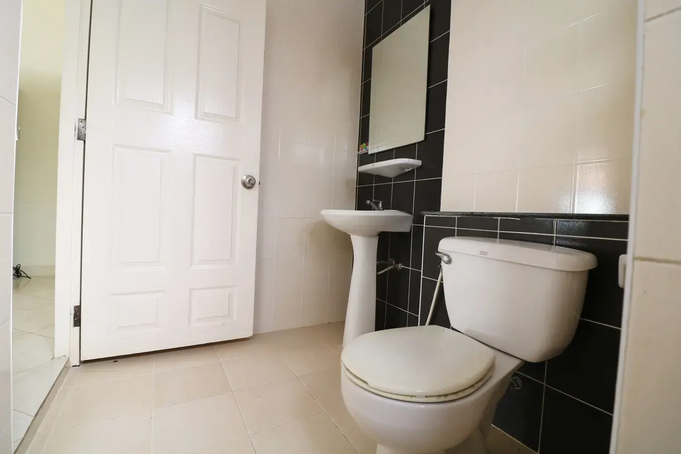 ขายบ้านเดี่ยว 3ห้องนอน 2ห้องน้ำ บนพื้นที่ 150ตารางวา บ้านแสนสราญ อุดรธานี