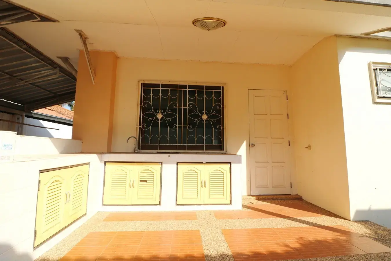 ขายบ้านเดี่ยว 3ห้องนอน 2ห้องน้ำ บนพื้นที่ 150ตารางวา บ้านแสนสราญ อุดรธานี