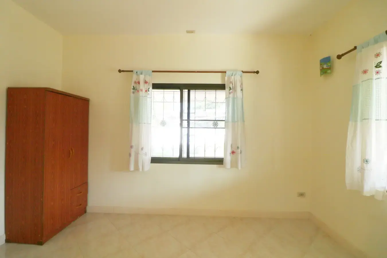 ขายบ้านเดี่ยว 3ห้องนอน 2ห้องน้ำ บนพื้นที่ 150ตารางวา บ้านแสนสราญ อุดรธานี