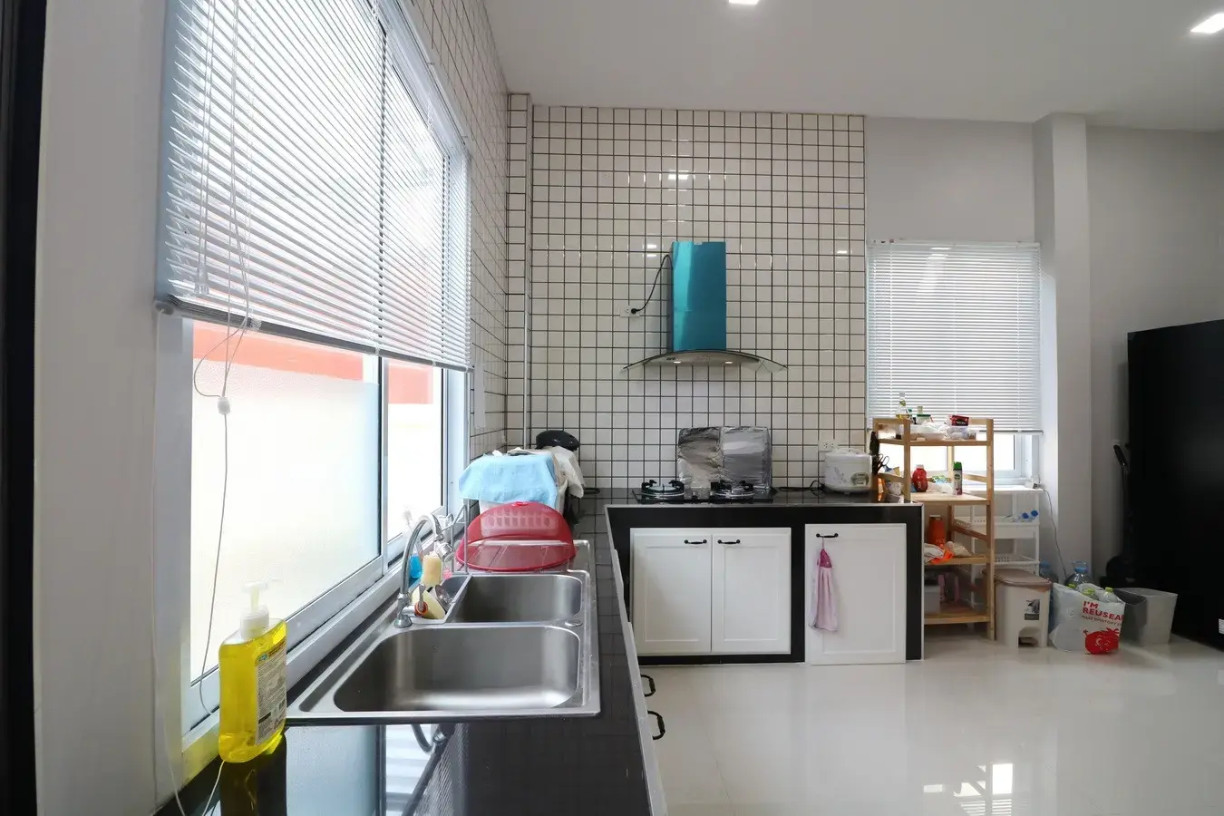 อสังหาริมทรัพย์สำหรับขาย: ขายบ้านเดี่ยว 3ห้องนอน 3ห้องน้ำ ราคาจับต้อง