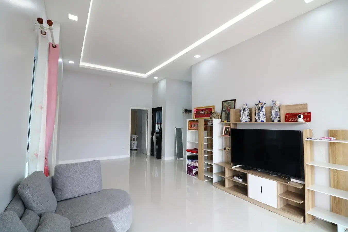 อสังหาริมทรัพย์สำหรับขาย: ขายบ้านเดี่ยว 3ห้องนอน 3ห้องน้ำ ราคาจับต้อง