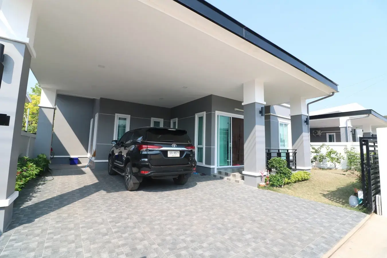 อสังหาริมทรัพย์สำหรับขาย: ขายบ้านเดี่ยว 3ห้องนอน 3ห้องน้ำ ราคาจับต้อง