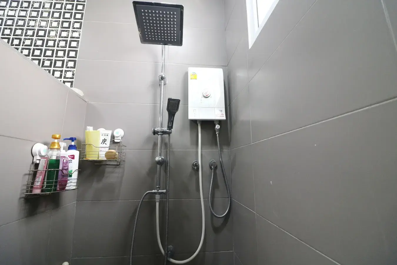 อสังหาริมทรัพย์สำหรับขาย: ขายบ้านเดี่ยว 3ห้องนอน 3ห้องน้ำ ราคาจับต้อง