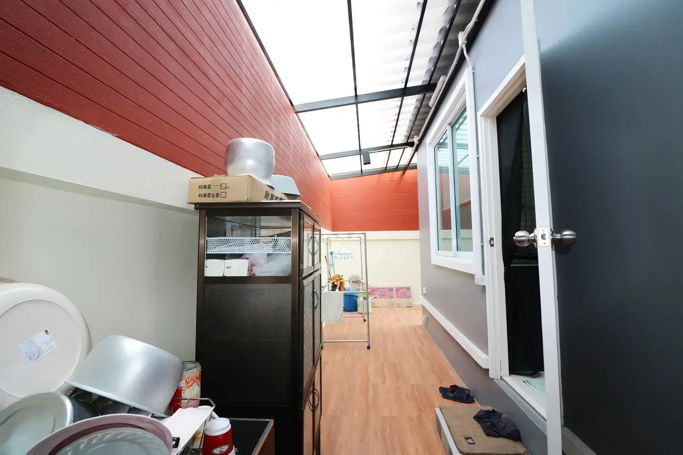 อสังหาริมทรัพย์สำหรับขาย: ขายบ้านเดี่ยว 3ห้องนอน 3ห้องน้ำ ราคาจับต้อง