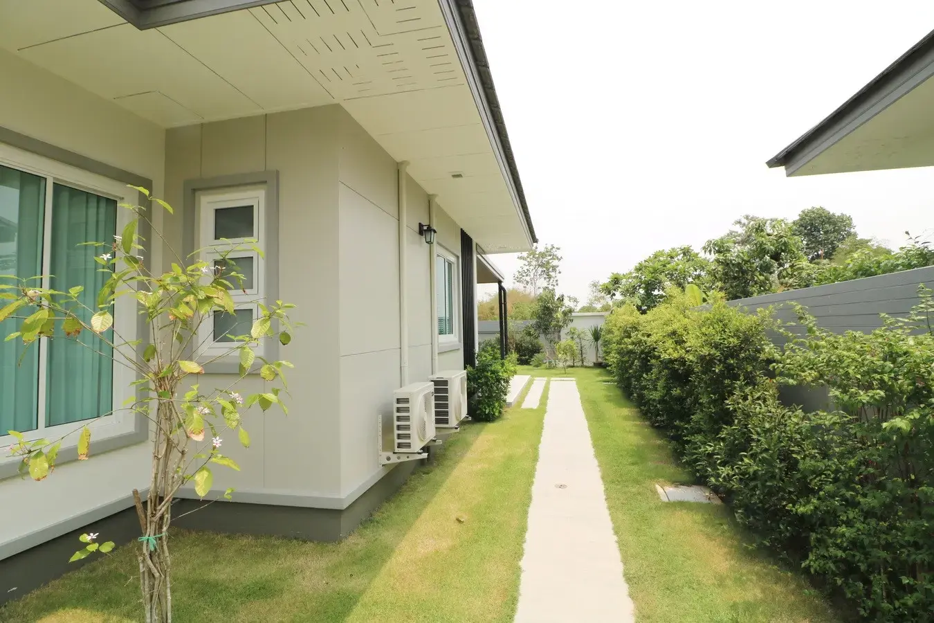 ขายบ้านหรูระดับพรีเมี่ยม 3 ห้องนอน 2.5 ห้องน้ำ พร้อมสระว่ายน้ำระบบเกลือ